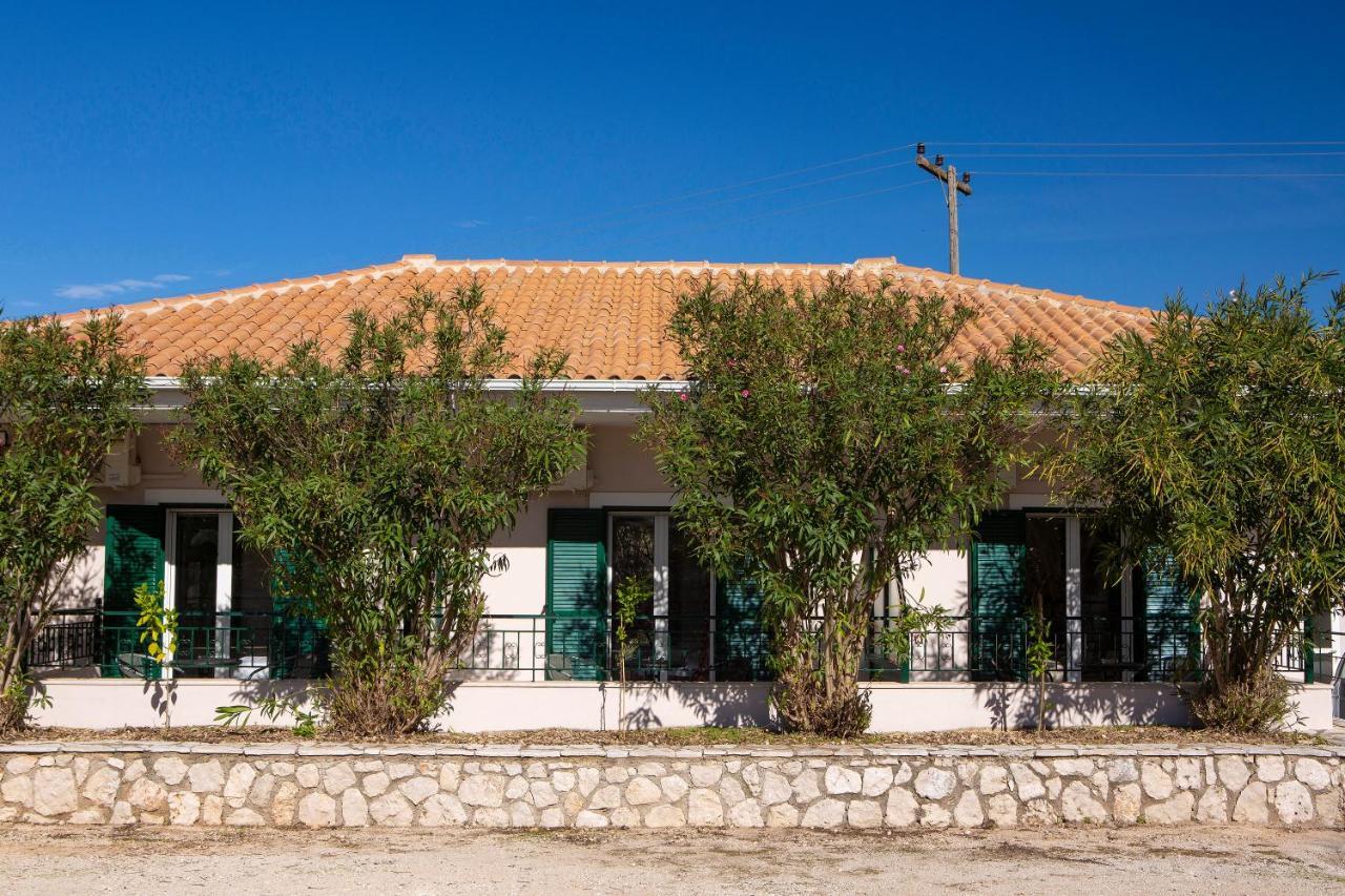 Spacious Studios Lefkada Mountain View Near Beach Dragano Εξωτερικό φωτογραφία